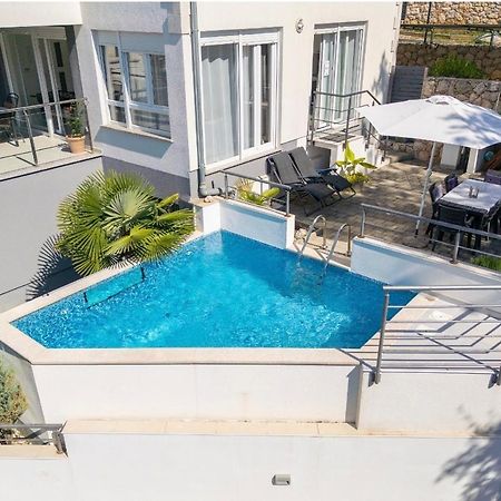 Apartment Sasso Bianco With The Private Pool Njivice Εξωτερικό φωτογραφία