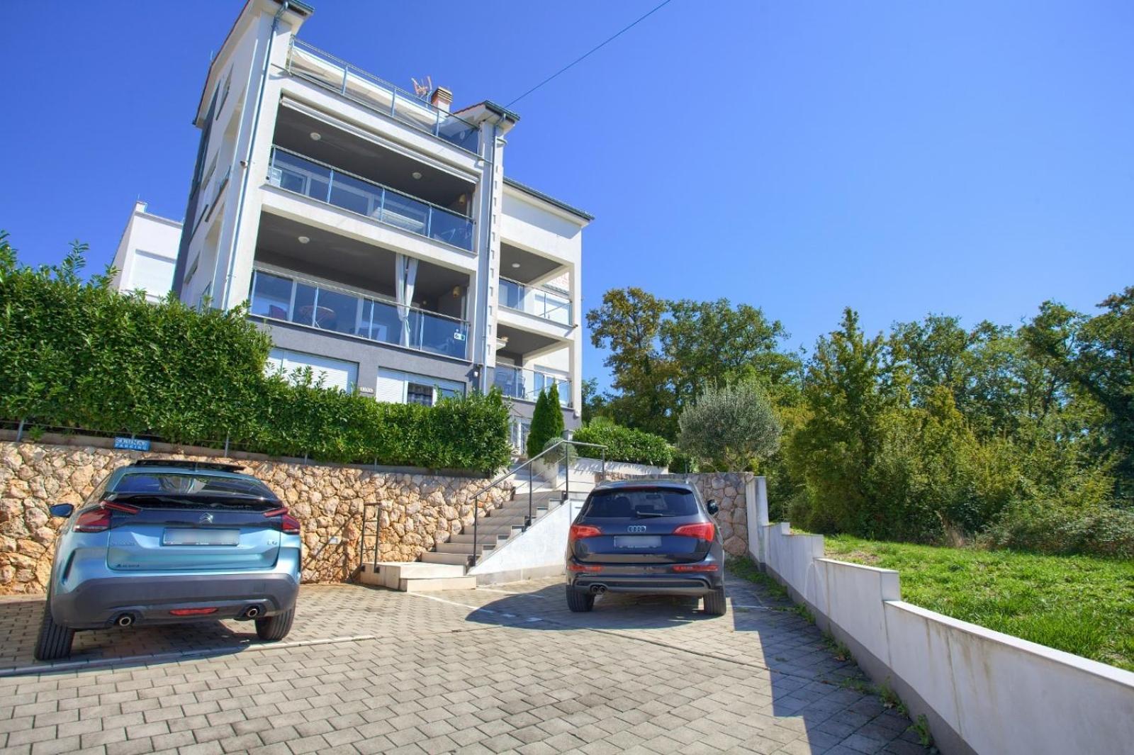 Apartment Sasso Bianco With The Private Pool Njivice Εξωτερικό φωτογραφία