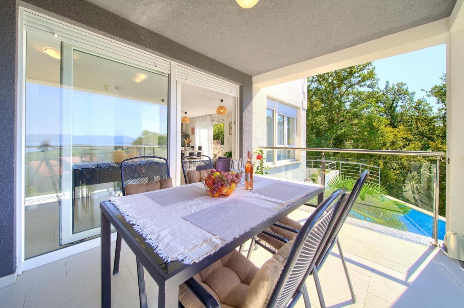 Apartment Sasso Bianco With The Private Pool Njivice Εξωτερικό φωτογραφία