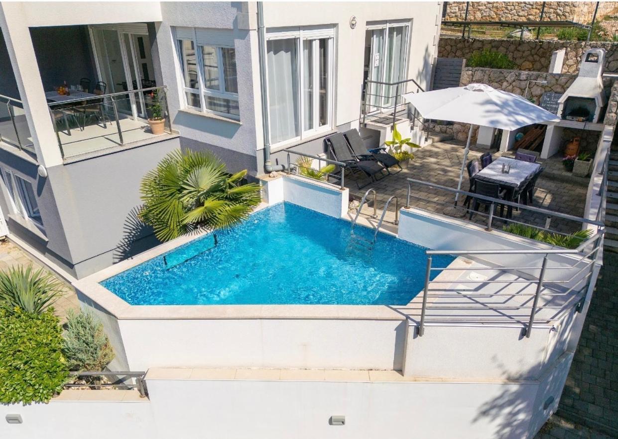 Apartment Sasso Bianco With The Private Pool Njivice Εξωτερικό φωτογραφία